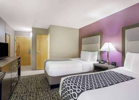La Quinta Inn by Wyndham Radford 5
