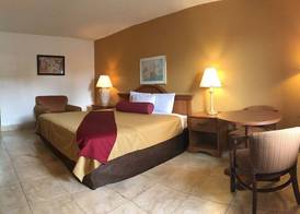 Econo Lodge Fort Myers Cape Coral 4