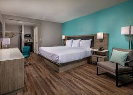 Travelodge by Wyndham LAX 4