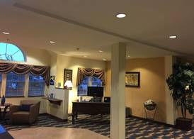 Microtel Inn & Suites by Wyndham Indianapolis Airport 2