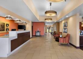 Comfort Suites Clovis - Fresno 3
