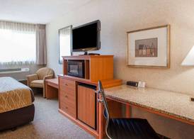 Quality Inn Kirkland 5