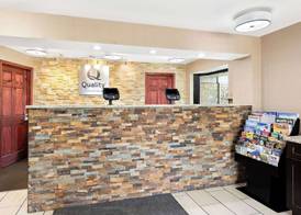 Quality Inn Middleburg Heights near Cleveland Airport 4