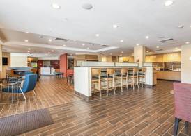 TownePlace Suites by Marriott Greensboro Coliseum Area 3