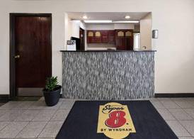 Super 8 by Wyndham South Boston VA 2