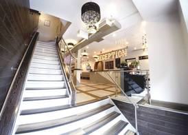 M Montreal Hostel 2