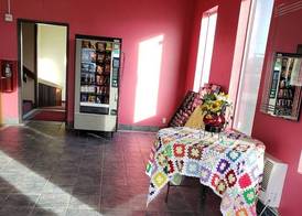 Value Inn & Suites Salina 3