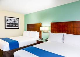 GreenTree Inn San Diego Mission Bay 5