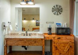 Hurricane Hideaway Lodging 2