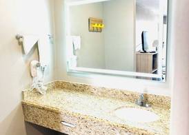 Super 8 by Wyndham Corpus Christi 5