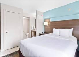Comfort Inn Dunn near I-95 5