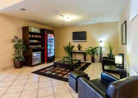 Quality Suites Huntsville Near University 3