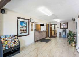 Rodeway Inn Cedar Rapids Westdale 2