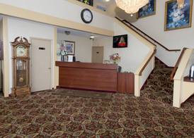Hampton Falls Inn 2