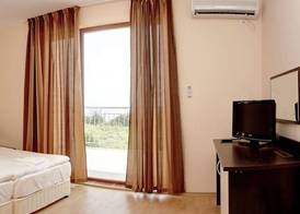 Hotel Vemara Club 5