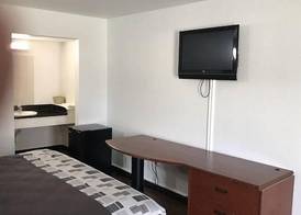 Regency Inn 4