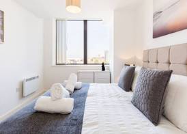 KCS Luxury Apartment - Broad Street Birmingham 2