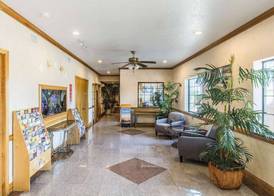 Econo Lodge Inn & Suites Corpus Christi 3