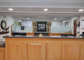 Red Lion Inn & Suites Auburn 5