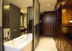 HUALUXE Wuxi Taihu by IHG 3