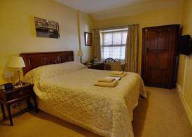 Wortley Cottage Guest House 5