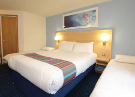 Travelodge Newcastle Whitemare Pool 5