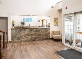 BlissPoint Inn & Suites Marion 2