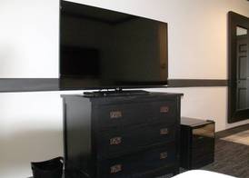 The Craftsman Inn & Suites 4