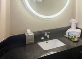 Surfbreak Virginia Beach Oceanfront, an Ascend Collection Hotel 3