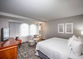 Courtyard by Marriott Norfolk Downtown 3