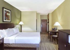 Country Inn & Suites by Radisson, Benton Harbor-St. Joseph, MI 5