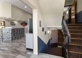 Super 8 by Wyndham Winona MN 3