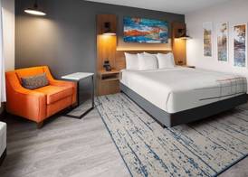 La Quinta Inn & Suites by Wyndham Williston Burlington 4
