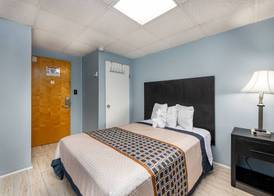 Hammock Inn & Suites North Beach Hotel 5