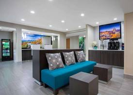 La Quinta Inn by Wyndham Roanoke Salem 3