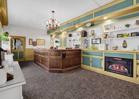 Lamies Inn & The Old Salt Tavern 3