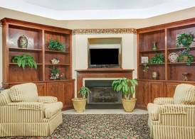 Days Inn by Wyndham Burlington East 2