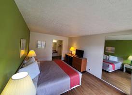 Knights Stay Inn Frankfort 3