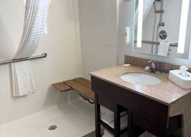 Comfort Suites Miamisburg - Dayton South 2