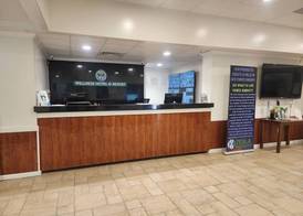 Ramada by Wyndham Butler/Tesla Biohealing Resort 5
