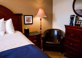 The Hotel Paisano 4