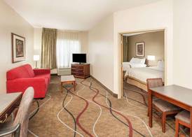 Hawthorn Extended Stay by Wyndham Bloomington 4