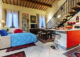 GuestHost - Ariostea University Duplex Apartment 5