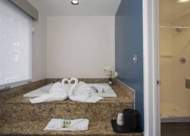 SureStay Hotel by Best Western Santa Monica 4