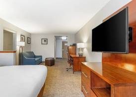 Comfort Suites Longmont 3