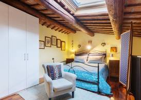 GuestHost - Ariostea University Duplex Apartment 3