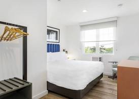 Grove Hotel 2