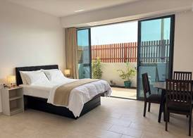 Joli Beach Apartments With Shared Pool 3