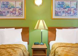 Travelodge by Wyndham Sacramento / Rancho Cordova 3
