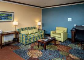 Holiday Inn Express & Suites LEBANON by IHG 4